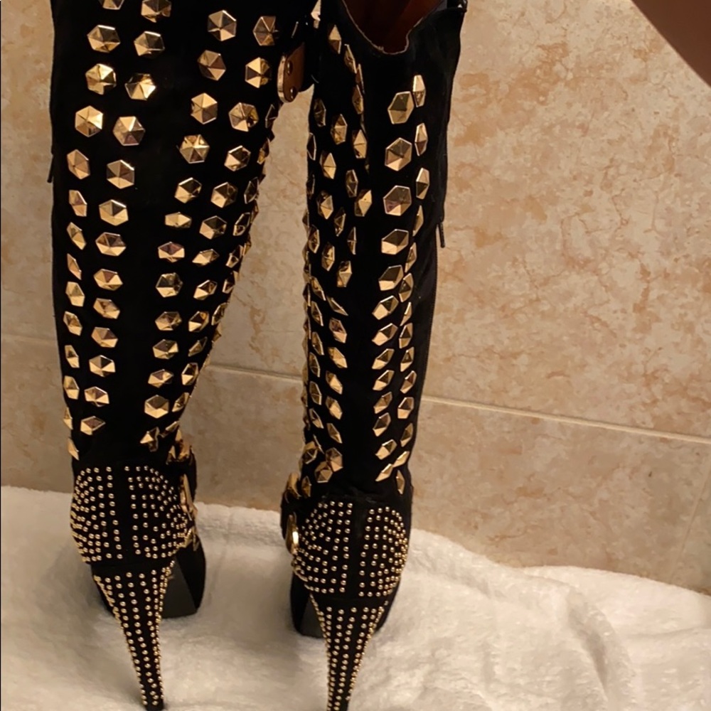 Jeffery Campbell Black Suede and Gold Boots - Picture 6 of 8